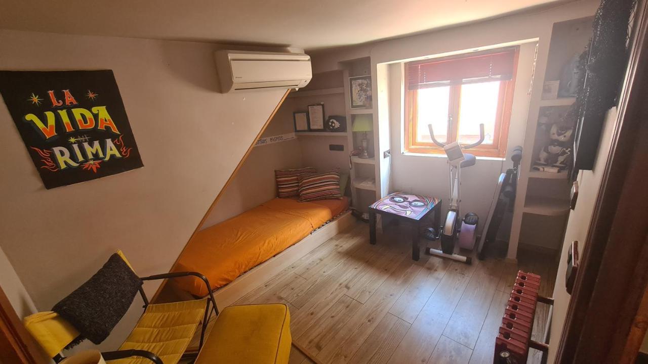 Duplex Con Garaje En Malasana 马德里 外观 照片